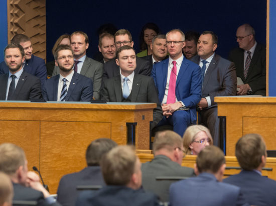 Riigikogu täiskogu istung, uus valitsus ja Riigikogu liikmed andsid ametivande
